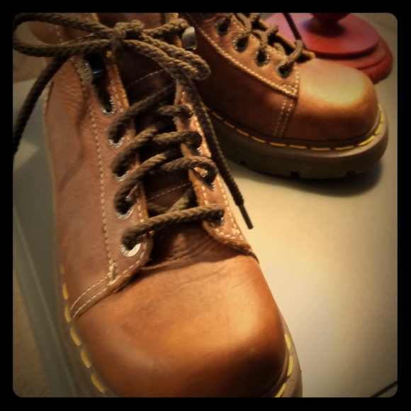 Doc Marten Classics Size 9 - Picture 1 of 8